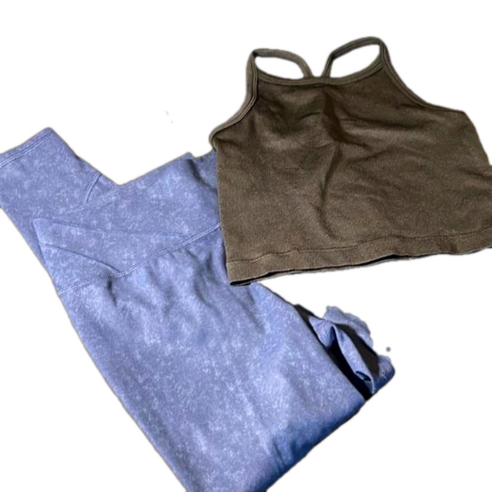 ALL IN MOTION Blue Leggings & Black Racerback Top, Girls Large